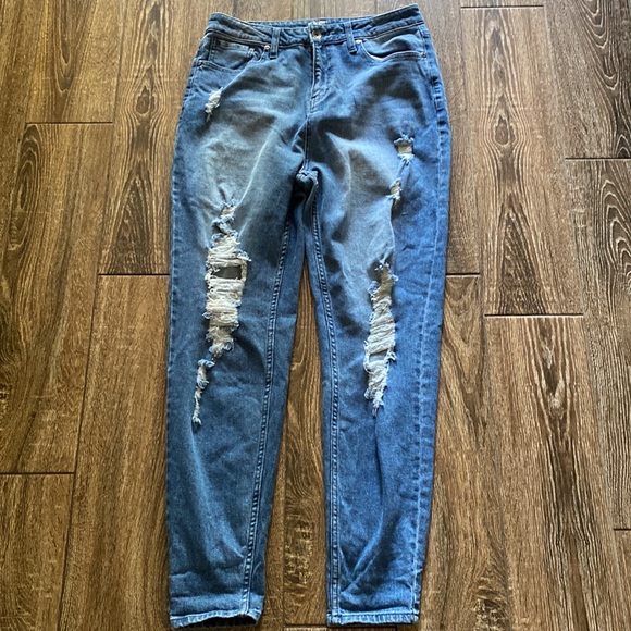 Hot Topic Denim - HT DENIM Mom jean
